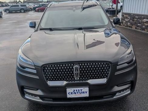 Used 2020 Lincoln Aviator Reserve w/ Equipment Group 201A image 2