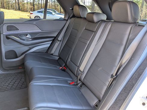 Certified 2024 Mercedes-Benz GLE 450 4MATIC w/ AMG Line Exterior image 33