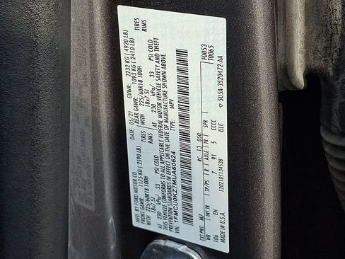 Used 2021 Ford Escape SEL w/ Technology Package FWD image 34