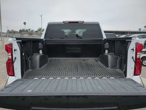 Used 2024 Chevrolet Silverado 1500 RST image 25