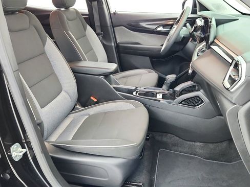 Used 2025 Chevrolet TrailBlazer LT image 19