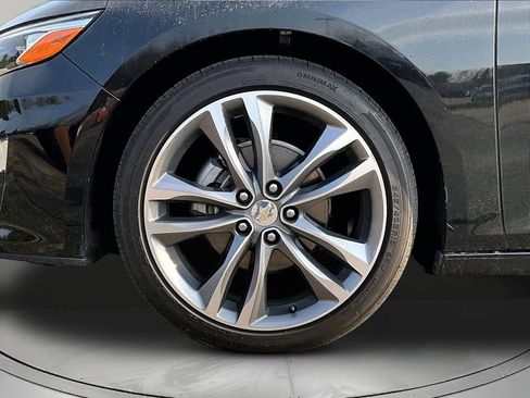 Used 2024 Chevrolet Malibu LT FWD image 32