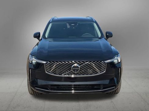 Used 2026 Volvo XC90 B6 Plus w/ Protection Package Premier AWD/4WD image 9