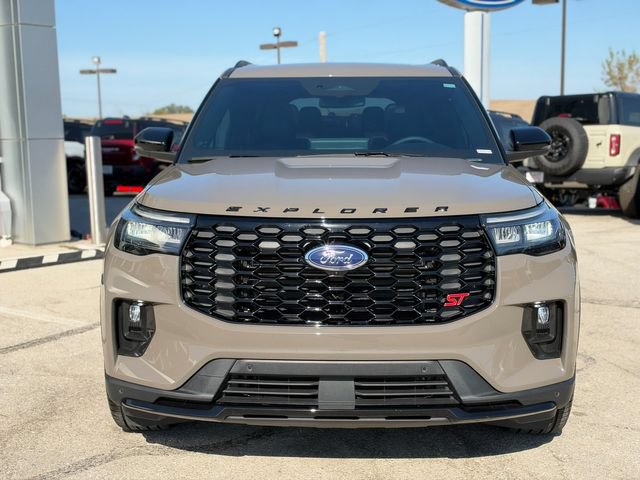 Used 2026 Ford Explorer ST w/ Sun And Sound Package AWD/4WD image 2
