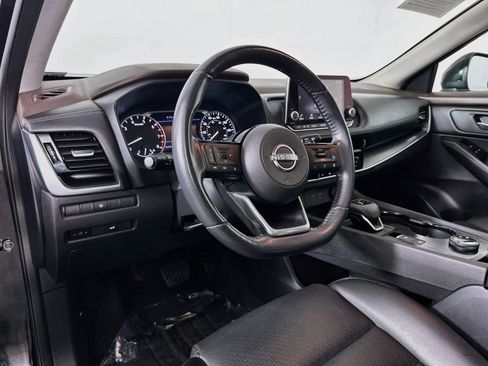 Used 2022 Nissan Rogue SV w/ SV Premium Package AWD/4WD image 9