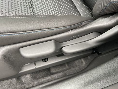 New 2026 Chevrolet Trax LT w/ Driver Confidence Package image 12