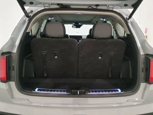 Used 2023 Kia Sorento SX FWD image 14
