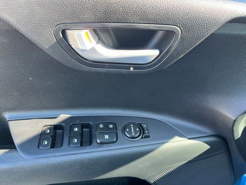 Used 2023 Kia Rio S image 17