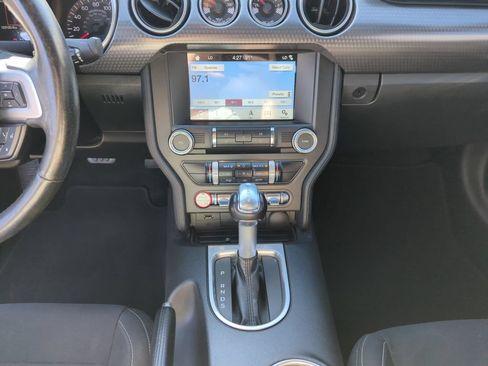 Used 2018 Ford Mustang GT w/ GT Performance Package RWD image 20