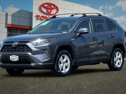 Certified 2020 Toyota RAV4 LE AWD/4WD image 7