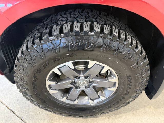 Used 2016 Nissan Frontier PRO-4X AWD/4WD image 14