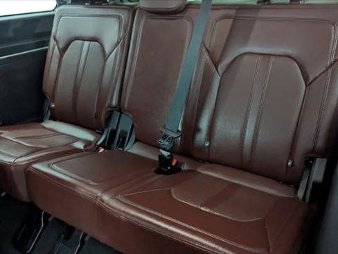 Used 2024 Ford Expedition Limited RWD image 18