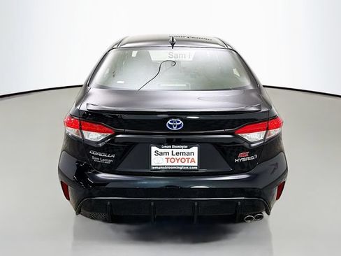 Used 2024 Toyota Corolla SE FWD image 6