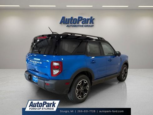 Used 2025 Ford Bronco Sport Outer Banks w/ Outer Banks Tech Package+ image 9