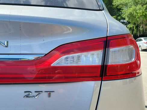 Used 2018 Lincoln MKX Premiere FWD image 16