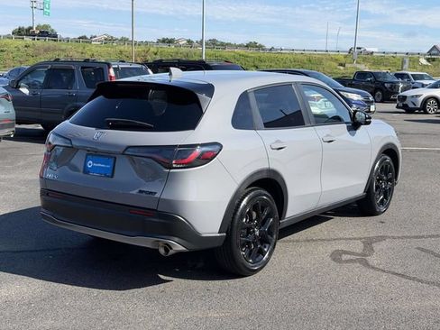 Certified 2024 Honda HR-V Sport image 2