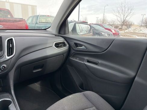 Used 2020 Chevrolet Equinox LT image 15