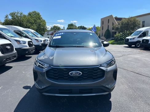 Certified 2026 Ford Escape ST-Line AWD/4WD image 2
