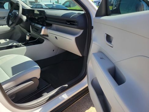 New 2026 Hyundai Kona SEL Sport FWD image 7