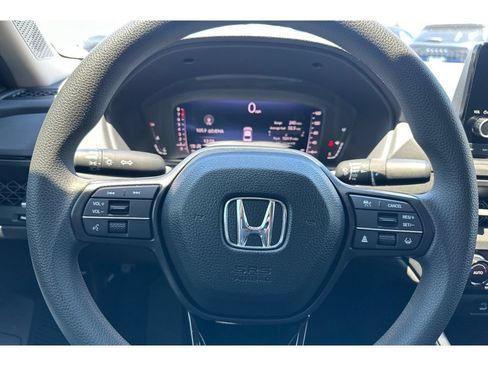 Certified 2025 Honda Accord SE image 33