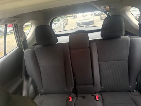 Used 2014 Toyota RAV4 XLE AWD/4WD image 23