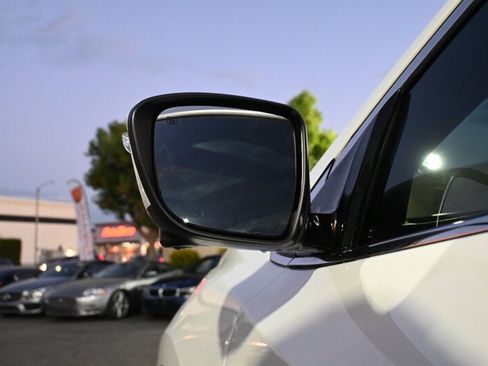 Used 2021 Nissan Murano SL w/ SL Moonroof Package AWD/4WD image 16