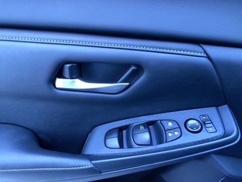 New 2025 Nissan Sentra SV w/ All-Weather Package image 15