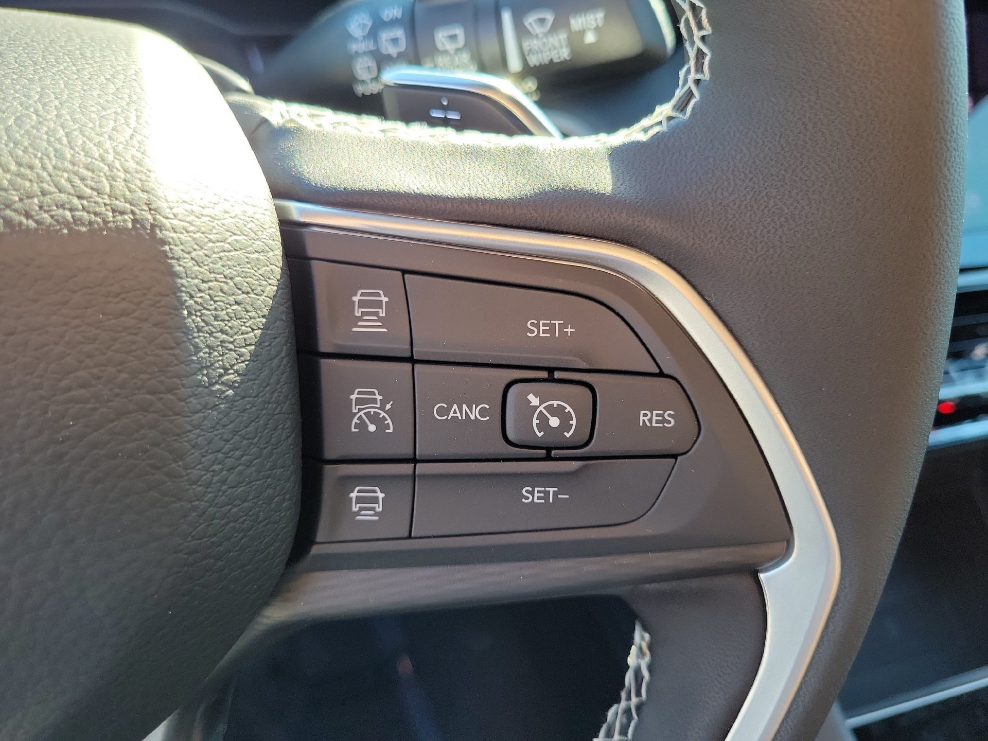 New 2026 Jeep Grand Cherokee Laredo X AWD/4WD image 6