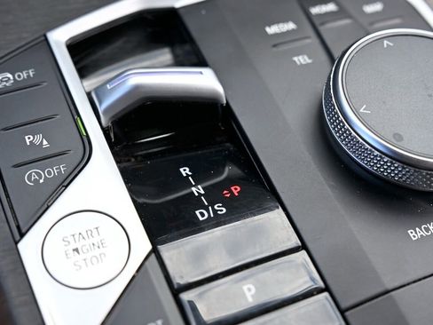 Used 2024 BMW 330i Sedan image 36