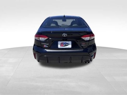 Used 2026 Toyota Corolla SE FWD image 4
