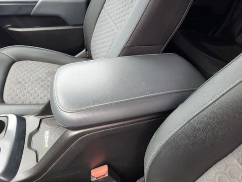 Used 2021 Chevrolet Colorado Z71 w/ Z71 Midnight Edition image 25