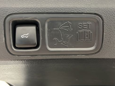 Used 2022 Lincoln Navigator L Reserve AWD/4WD image 29