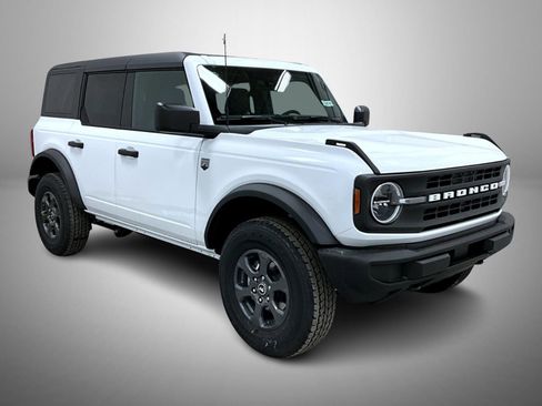 New 2025 Ford Bronco Big Bend image 3