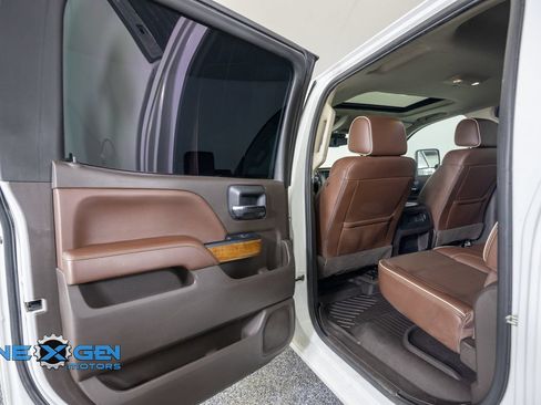 Used 2018 Chevrolet Silverado 3500 High Country w/ Duramax Plus Package AWD/4WD image 26