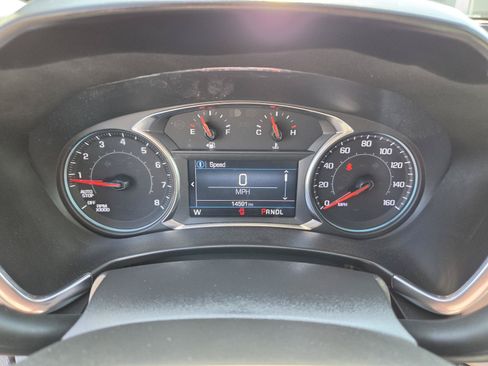 Used 2023 Chevrolet Equinox LT FWD image 19