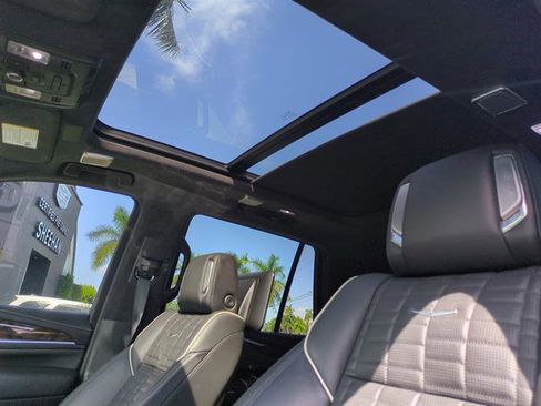 Certified 2024 Cadillac Escalade Premium Luxury Platinum image 64
