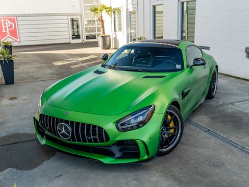 Used 2020 Mercedes-Benz AMG GT R image 3
