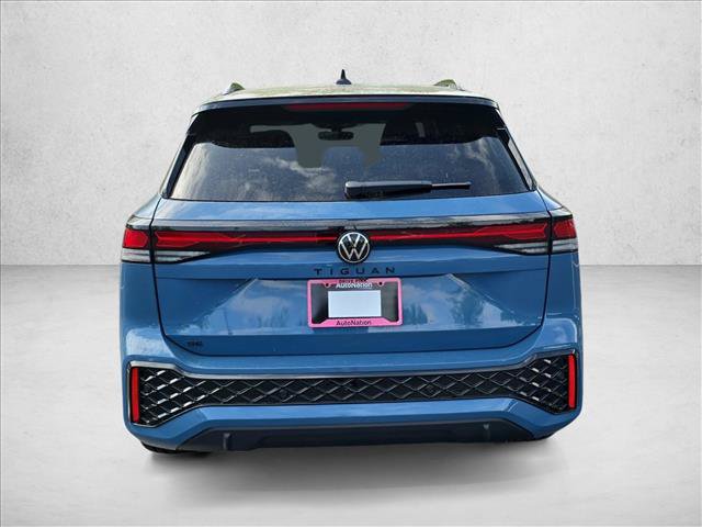 New 2026 Volkswagen Tiguan SE R-Line FWD image 4
