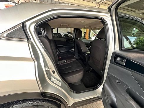 Used 2020 Mitsubishi Eclipse Cross ES AWD/4WD image 2