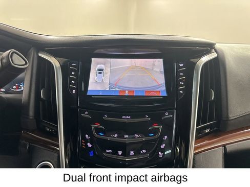 Used 2018 Cadillac Escalade ESV Luxury AWD/4WD image 43
