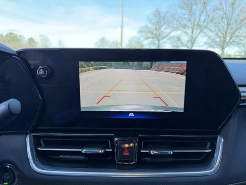 Used 2024 Chevrolet TrailBlazer ACTIV w/ Convenience Package image 18