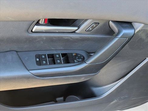 Used 2024 MAZDA CX-50 AWD 2.5 S w/ Preferred Package image 13