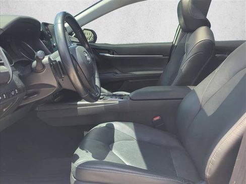 Used 2021 Toyota Camry XSE w/ Navigation Package FWD image 16
