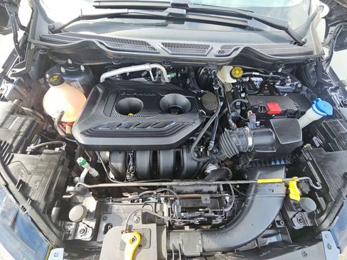 Used 2022 Ford EcoSport Titanium AWD/4WD image 9