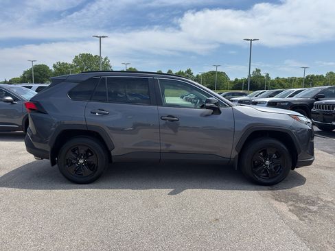 Used 2024 Toyota RAV4 XLE w/ Convenience Package AWD/4WD image 4