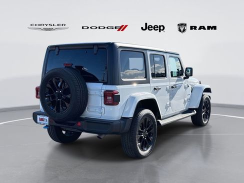 Used 2023 Jeep Wrangler Unlimited Sahara image 3