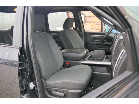 Used 2022 RAM 1500 Classic Warlock image 14