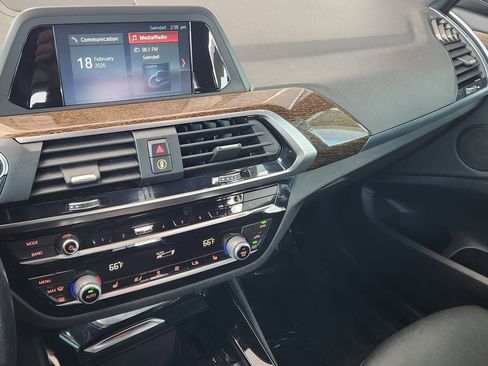 Used 2019 BMW X3 xDrive30i w/ Driving Assistance Package image 10