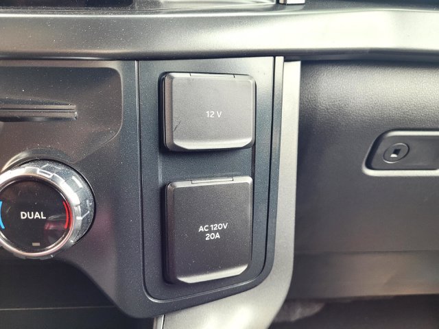 Certified 2025 Ford F150 Tremor AWD/4WD image 17