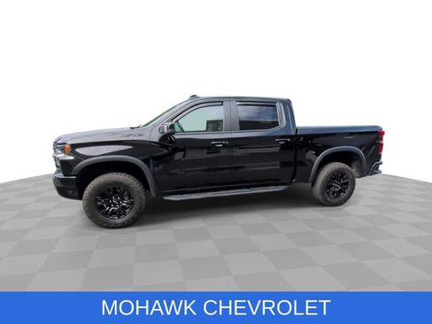 Used 2024 Chevrolet Silverado 1500 ZR2 AWD/4WD image 4